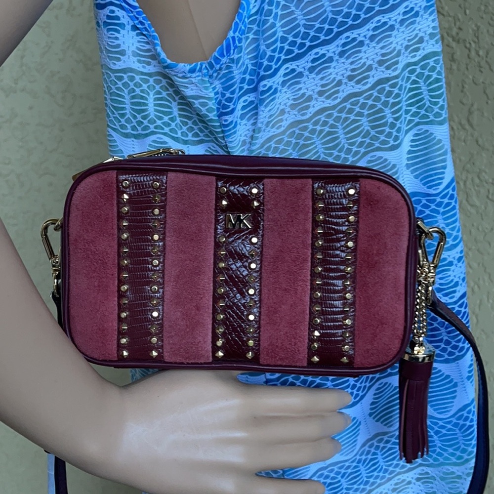 Michael Kors Small Camera Bag Ox Blood North/South - Picture 5 of 16